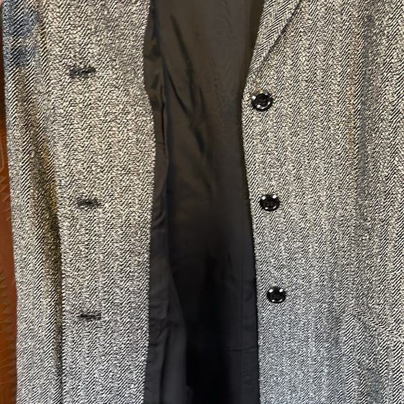 Black & White Tweed Dress Jacket Talbots size 2 petite - Picture 3 of 5